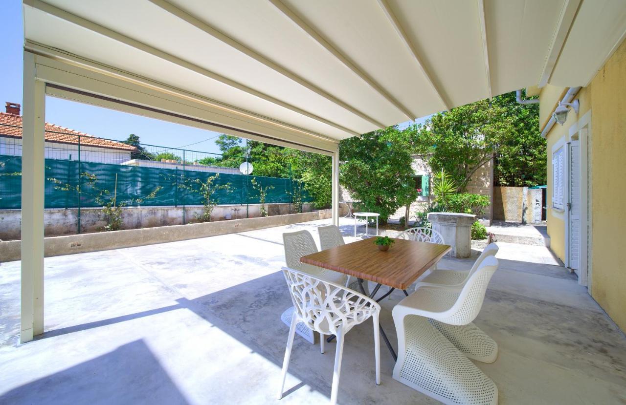 Apartments Adria Danka Крк Екстер'єр фото
