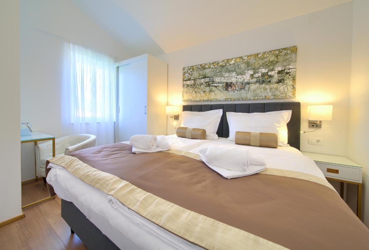 Apartments Adria Danka Крк Екстер'єр фото