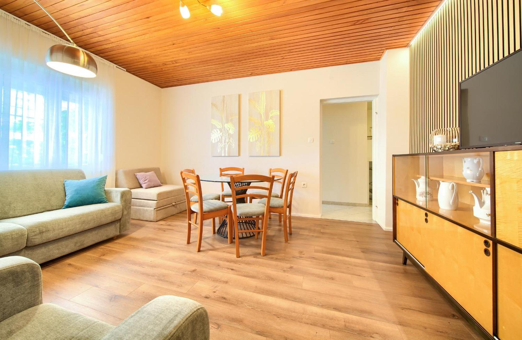 Apartments Adria Danka Крк Екстер'єр фото