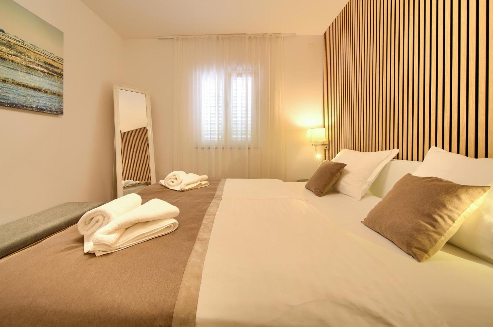 Apartments Adria Danka Крк Екстер'єр фото